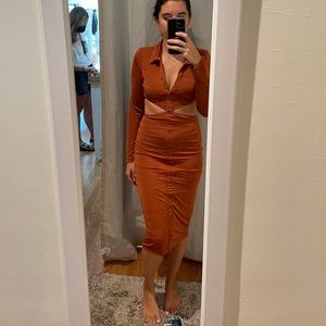 NWT Cut out midi dress